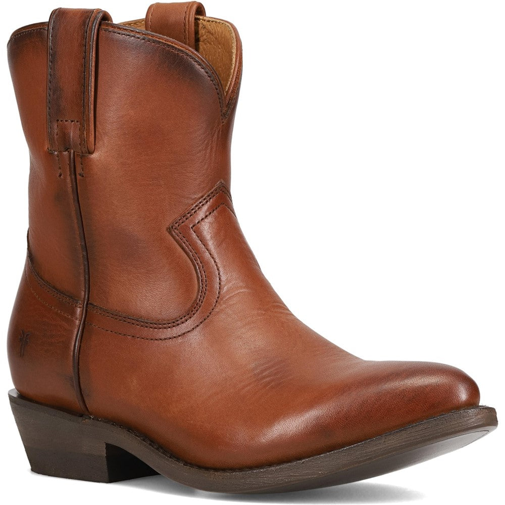 Three-quarter view of Frye Billy Short Boot in Cognac